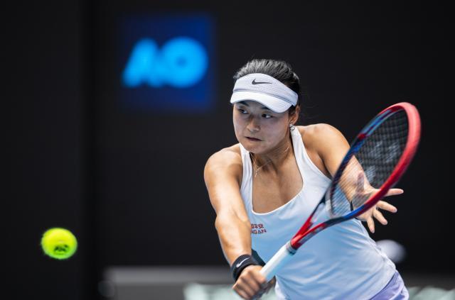 英超直播-王雅繁：离开了网球，平静了下来 我才能更好地回来