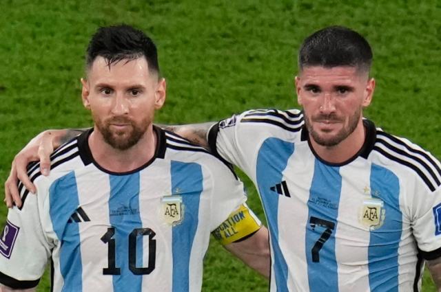 1671338683455050826.png france 4.png